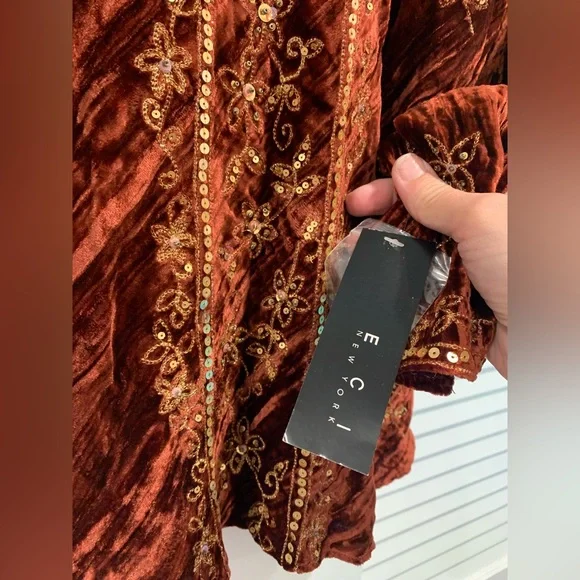 NWT ECI New York Whymsigoth Fairy crushed velvet y2k sequins top bell sleeve s.8 - Picture 4 of 5